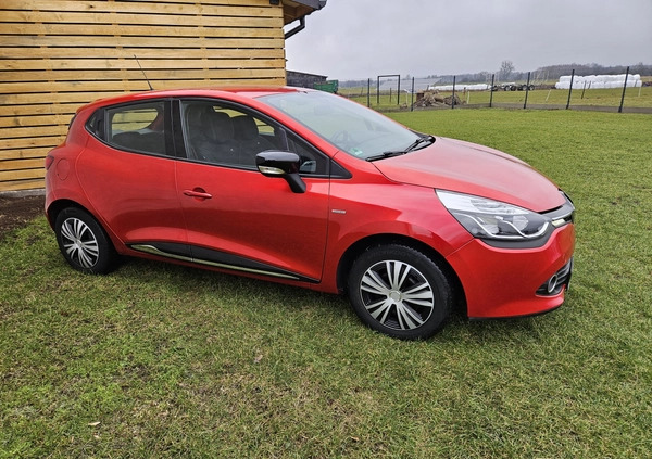 Renault Clio cena 29900 przebieg: 111678, rok produkcji 2016 z Poddębice małe 37